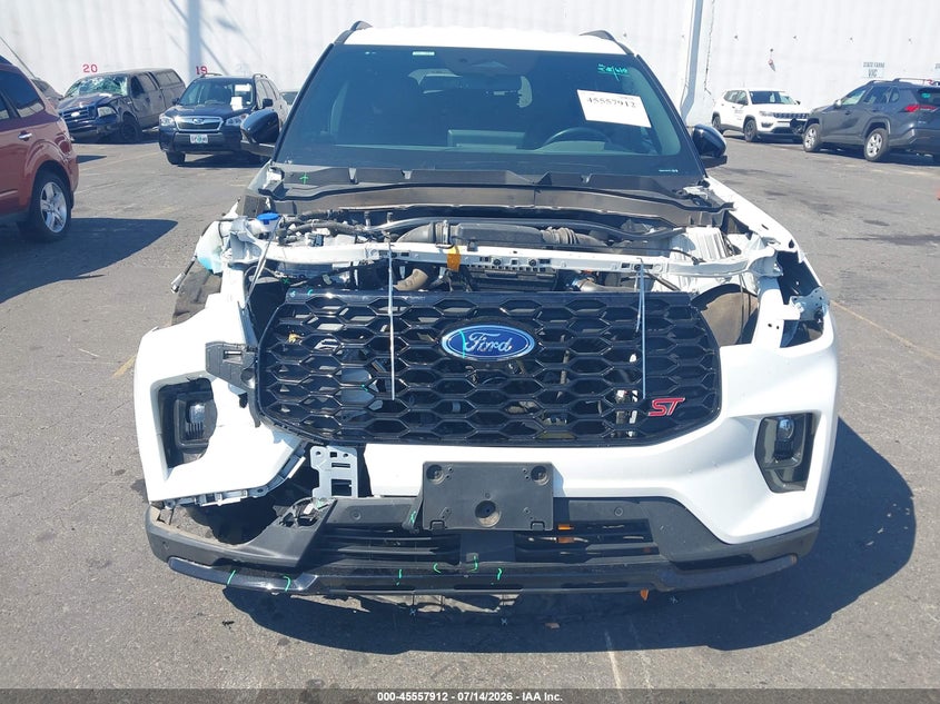 2025 FORD EXPLORER auction photo 6