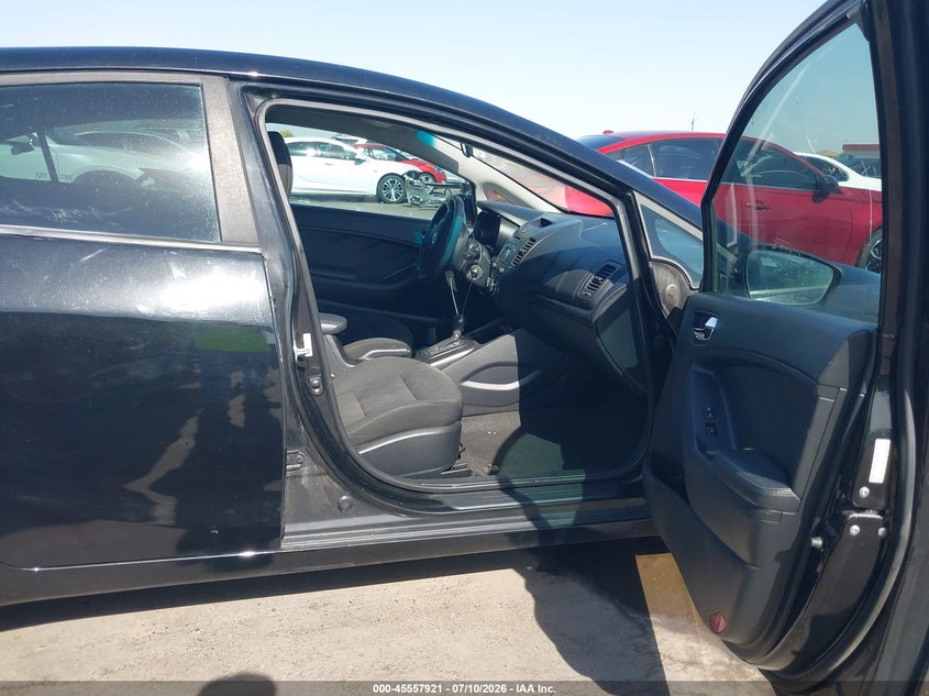 2016 KIA FORTE auction photo 5