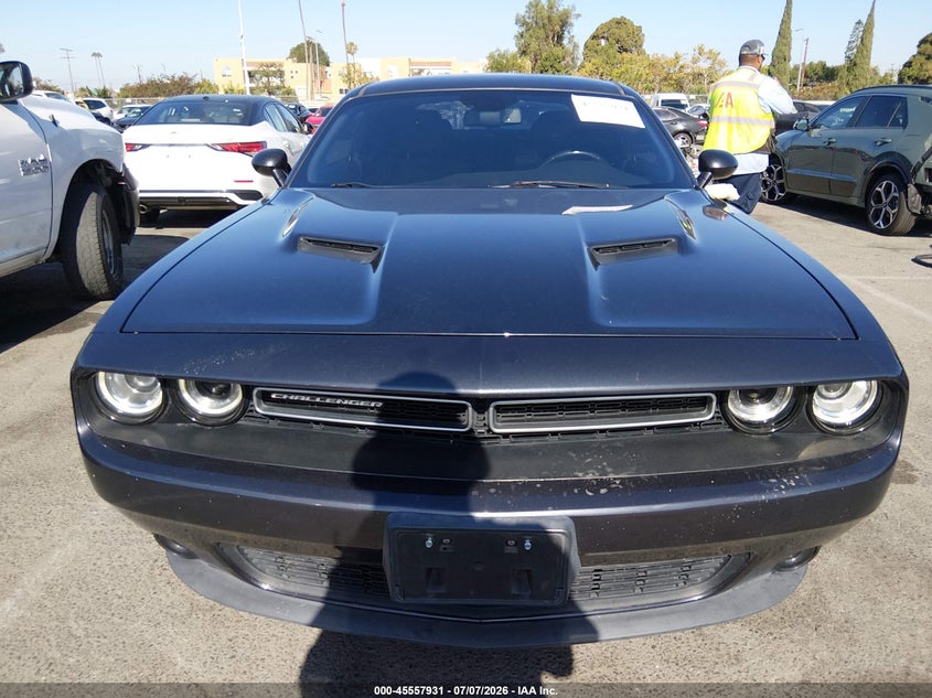 2017 DODGE CHALLENGER COUPE 3.6L V-6 DOHC, VVT, 305HP