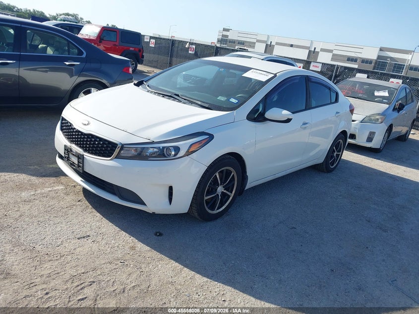 2018 Kia Forte Lx 3KPFK4A7XJE235439 photo 1