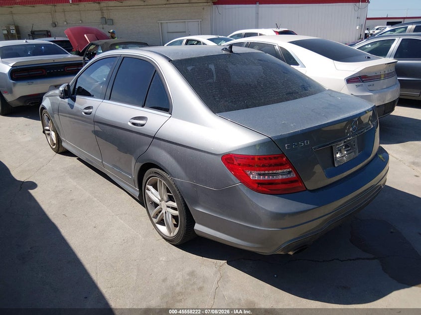 2013 MERCEDES-BENZ C 250 auction photo 3
