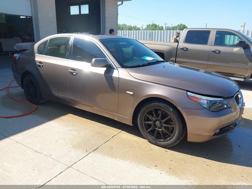 2007 BMW 525XI auction photo 1