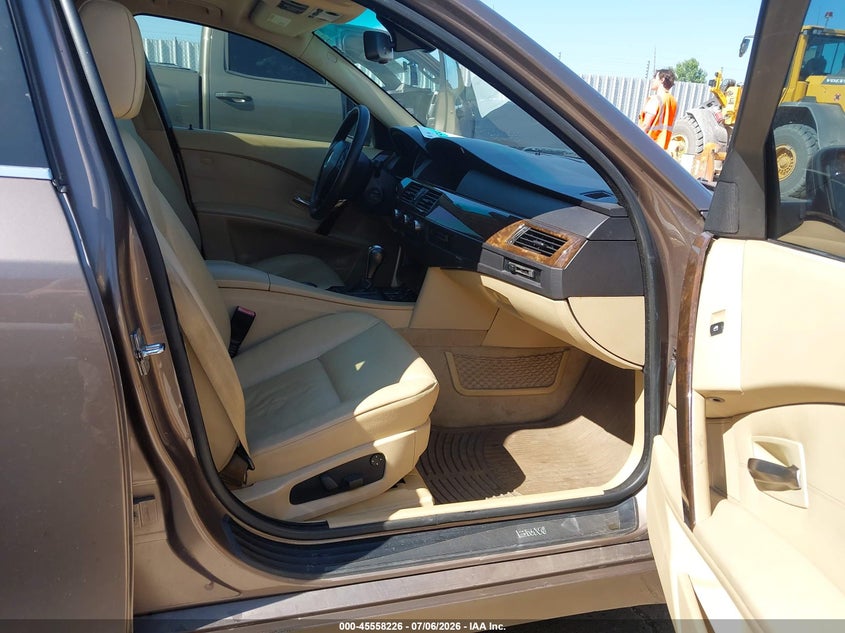 2007 BMW 525XI auction photo 5
