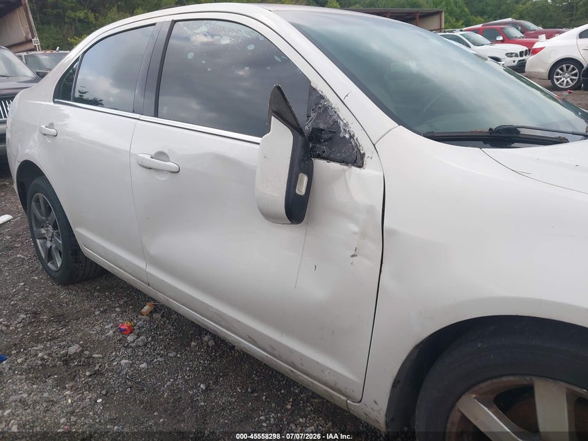 2010 MERCURY MILAN auction photo 6