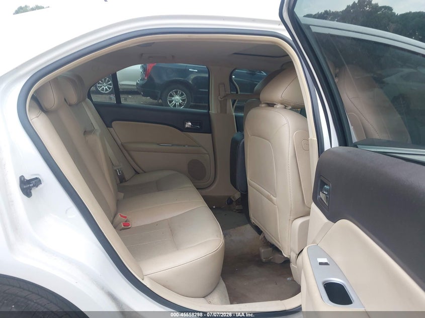 2010 MERCURY MILAN auction photo 8