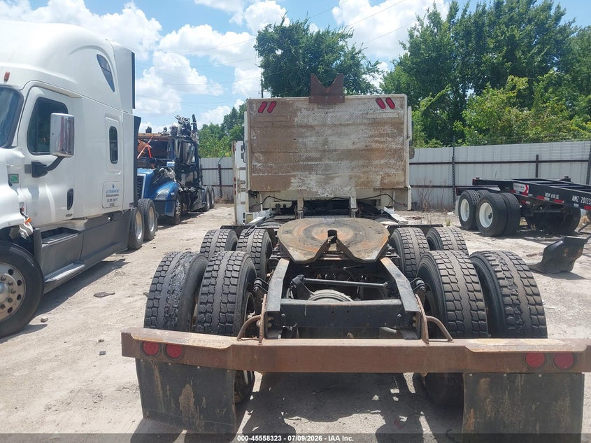 2015 FREIGHTLINER M2 auction photo 8