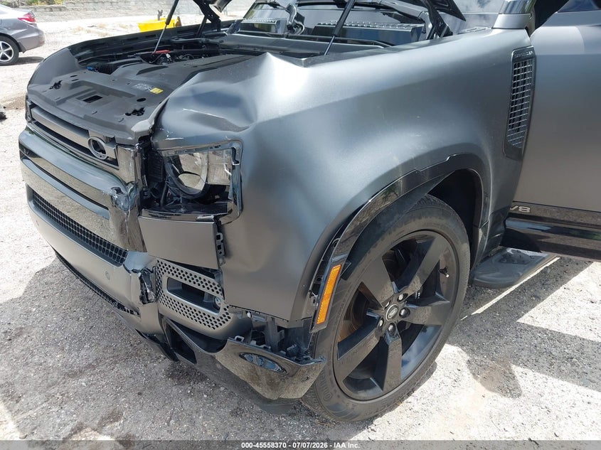 2024 Land Rover Defender 110 P525 Carpathian Edition VIN: SALEWEEE1R2314594 Lot: 45558370