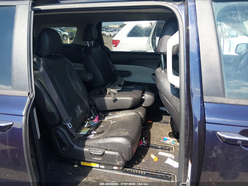 2023 Kia Carnival Mpv Lx Seat Package VIN: KNDNB4H32P6242513 Lot: 45558394