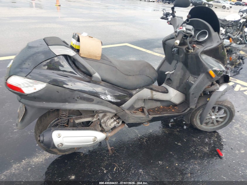 2009 PIAGGIO MP3 auction photo 6