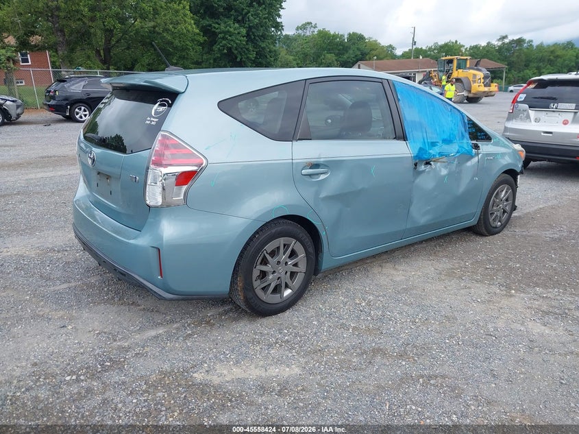 2015 TOYOTA PRIUS V auction photo 4