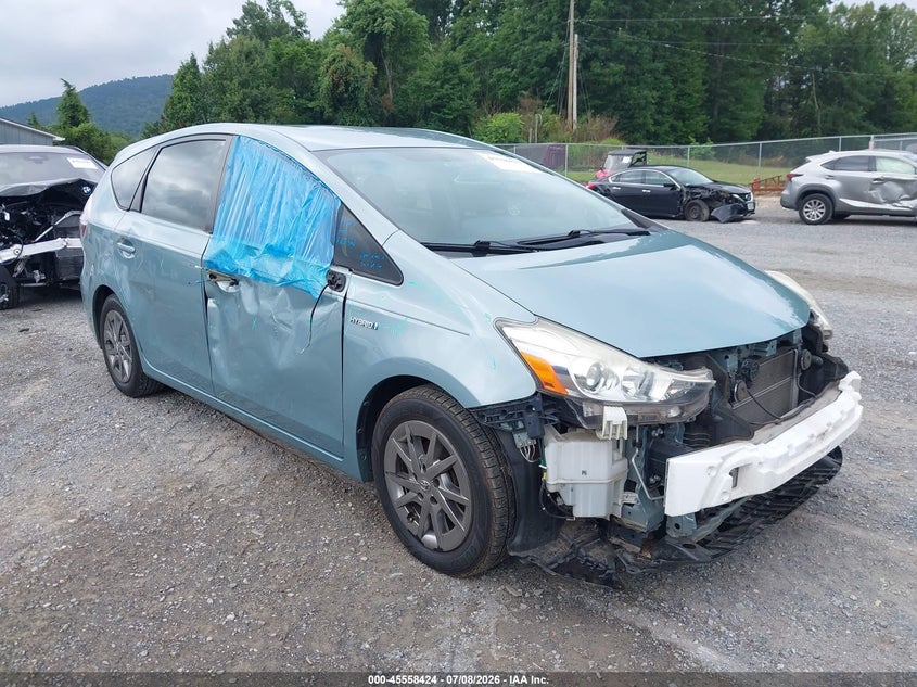 2015 TOYOTA PRIUS V auction photo 6