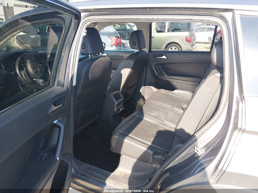 2020 VOLKSWAGEN TIGUAN auction photo 8