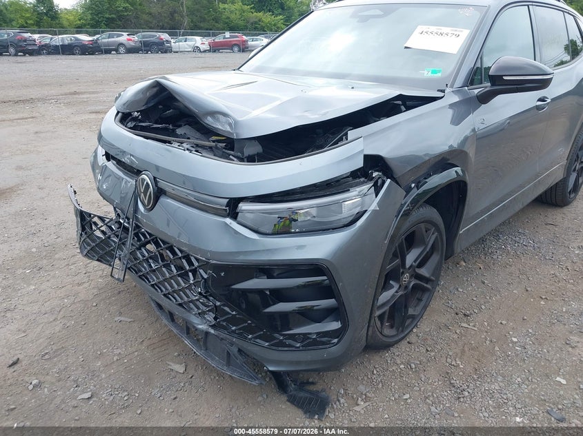 2025 Volkswagen Tiguan 2.0T Se R-Line Black VIN: 3VVGR7RM1SM035411 Lot: 45558579