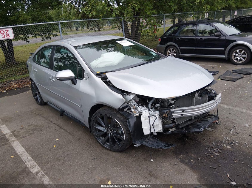 TOYOTA COROLLA - zdjęcie 1