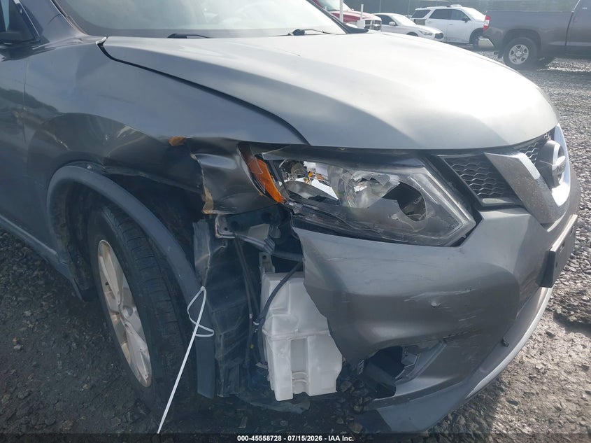 2015 NISSAN ROGUE auction photo 6