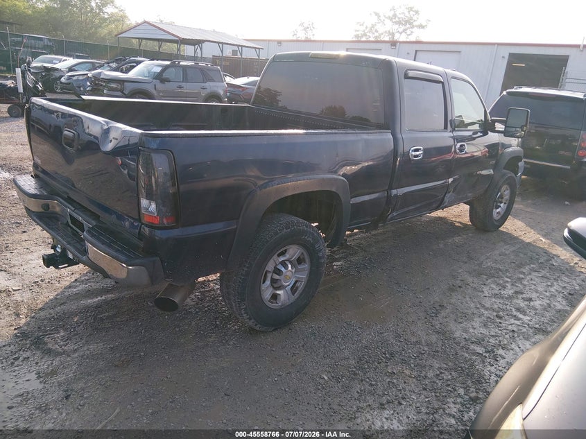 2005 CHEVROLET SILVERADO 2500HD auction photo 4