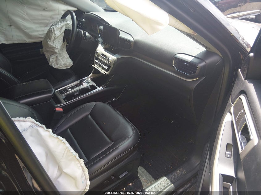2020 FORD EXPLORER auction photo 5