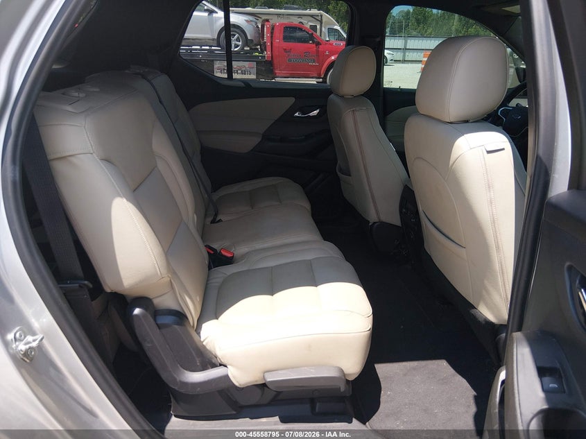 2022 CHEVROLET TRAVERSE auction photo 8