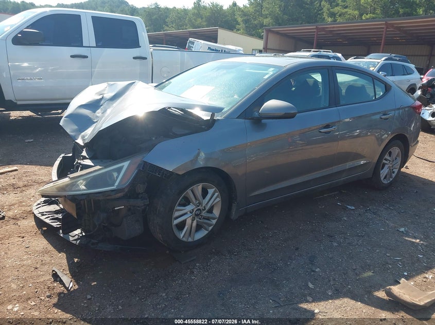 2020 HYUNDAI ELANTRA auction photo 2