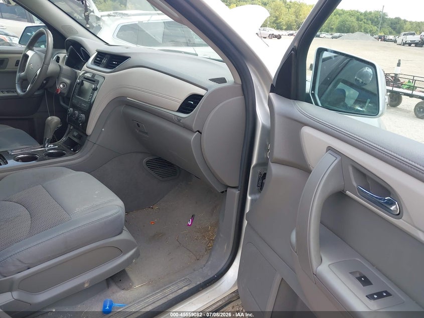 2014 CHEVROLET TRAVERSE auction photo 5