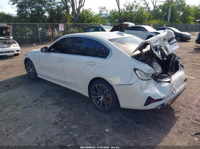 2021 BMW 330E auction photo 3