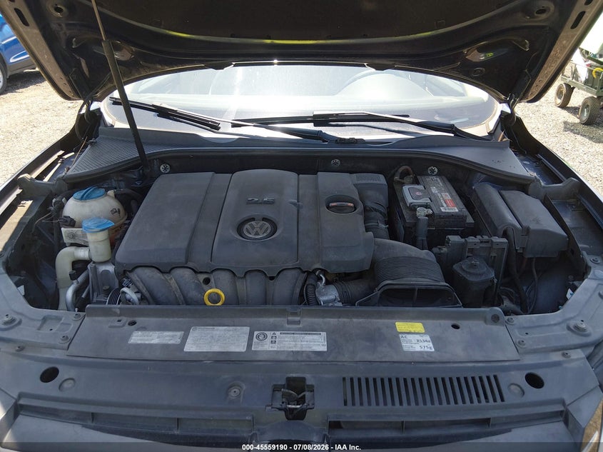 2013 Volkswagen Passat 2.5L Wolfsburg Edition VIN: 1VWAH7A39DC146977 Lot: 45559190