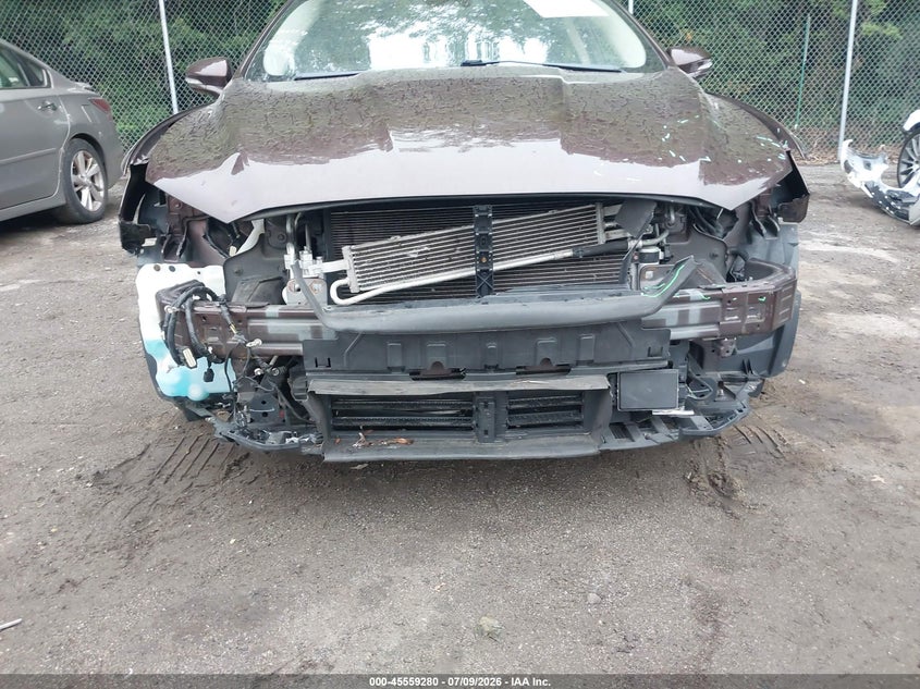 2019 FORD FUSION auction photo 6