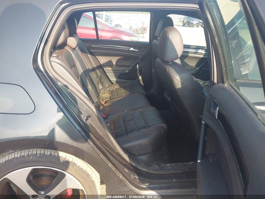 2015 Volkswagen Golf Gti 2.0T Se 4-Door VIN: 3VW4T7AU9FM047324 Lot: 45559417