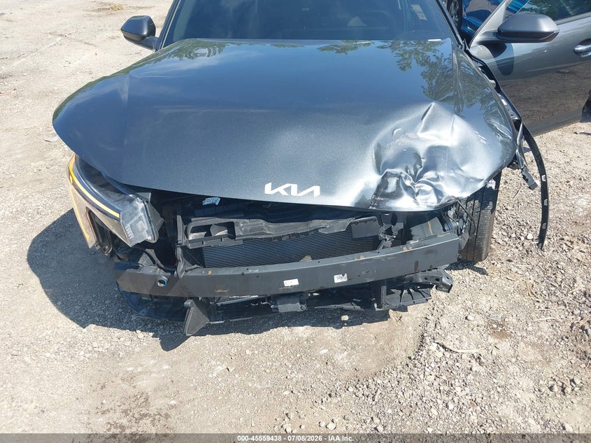 2025 KIA K4 auction photo 6