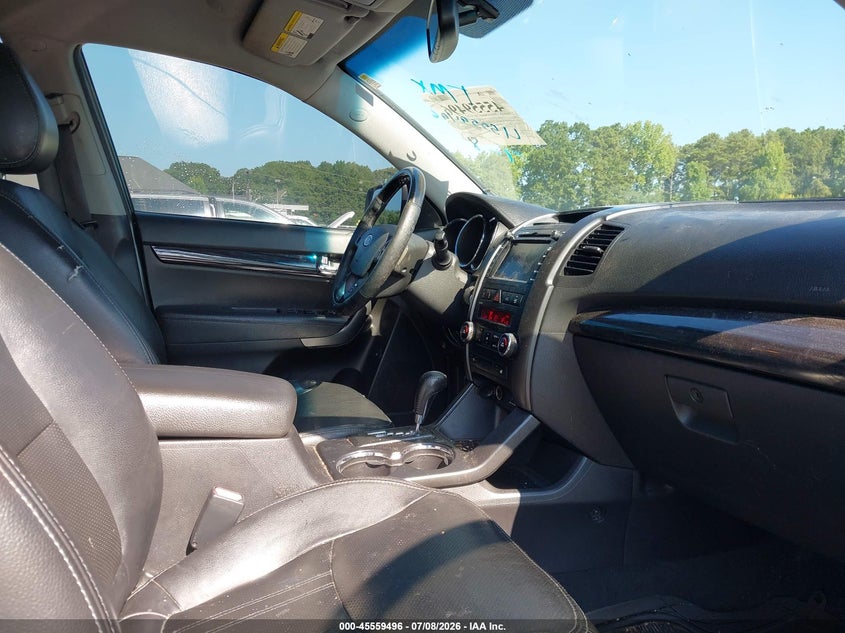 2012 KIA SORENTO auction photo 5