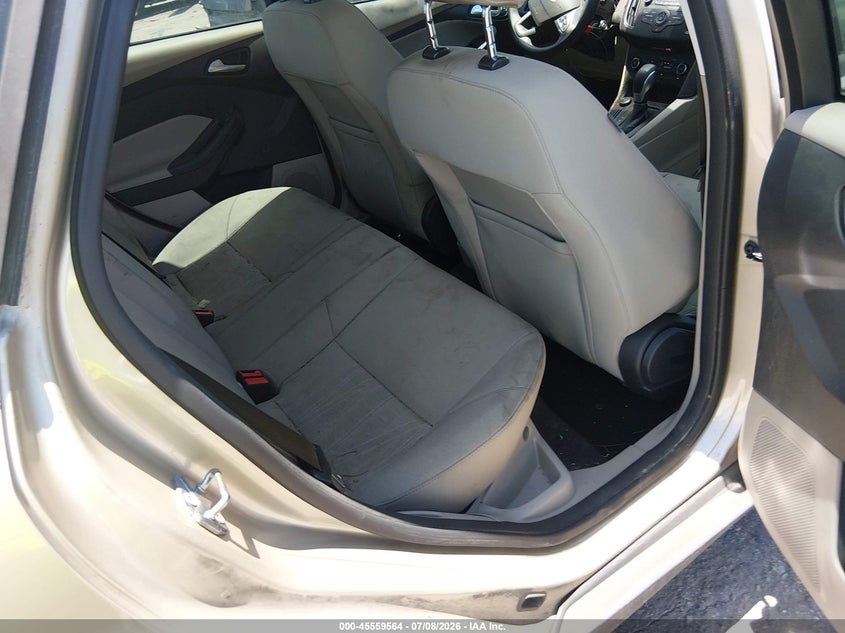 2017 FORD FOCUS auction photo 8