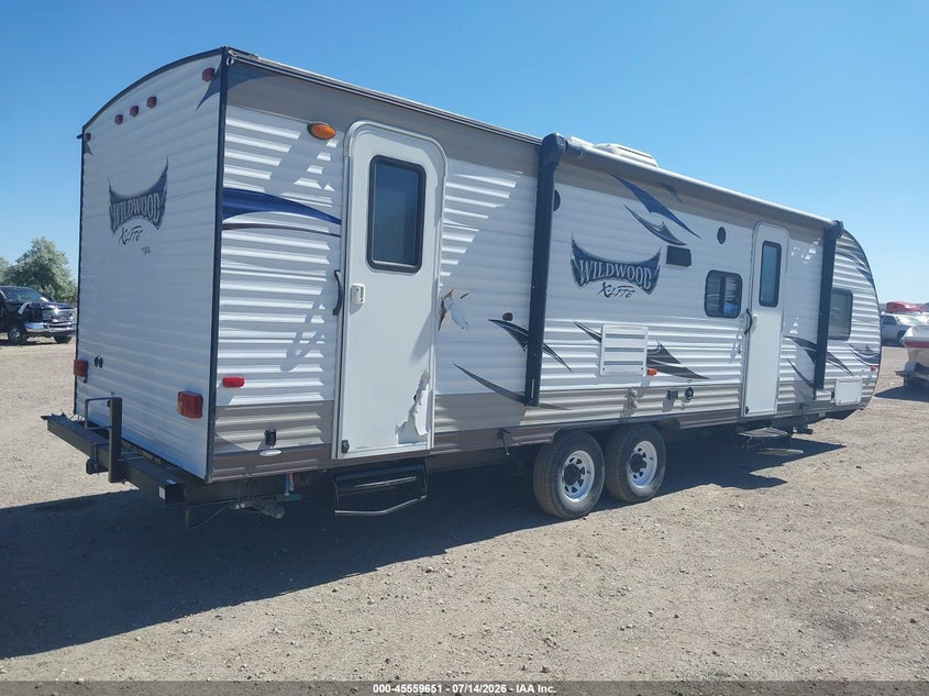 2015 WILDWOOD X-LITE auction photo 4