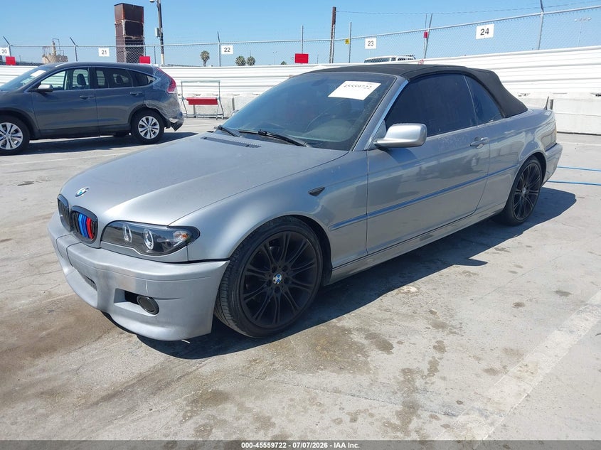 2004 BMW 325CI auction photo 2