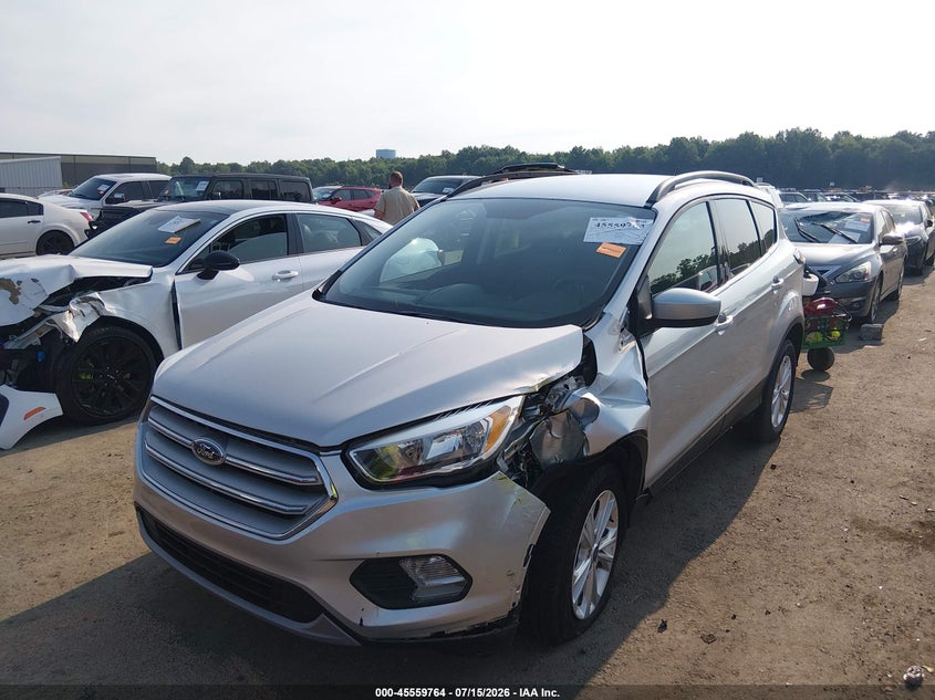 2018 Ford Escape Se 1FMCU9GD1JUD17810 photo 1