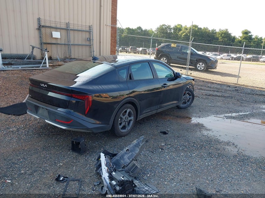 Vin: 3kpft4de2se227456, lot: 46058130, kia k4 lxs 20254