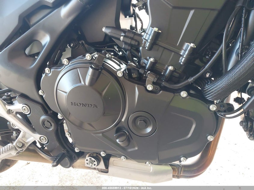 2025 HONDA CB750 auction photo 8