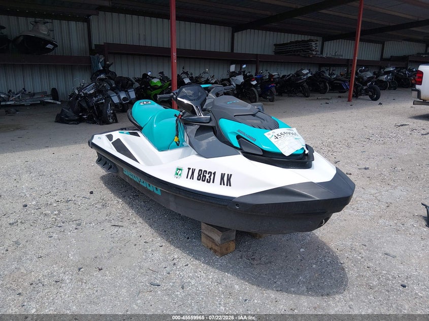 2021 SEA DOO BOMBARDIER CANA auction photo 1