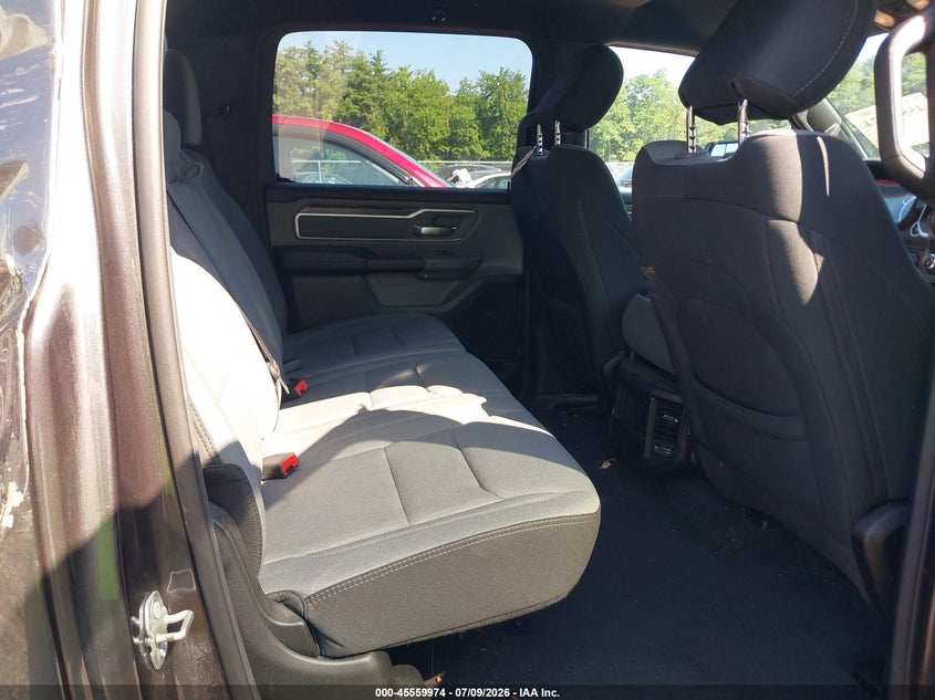 2021 RAM 1500 auction photo 8