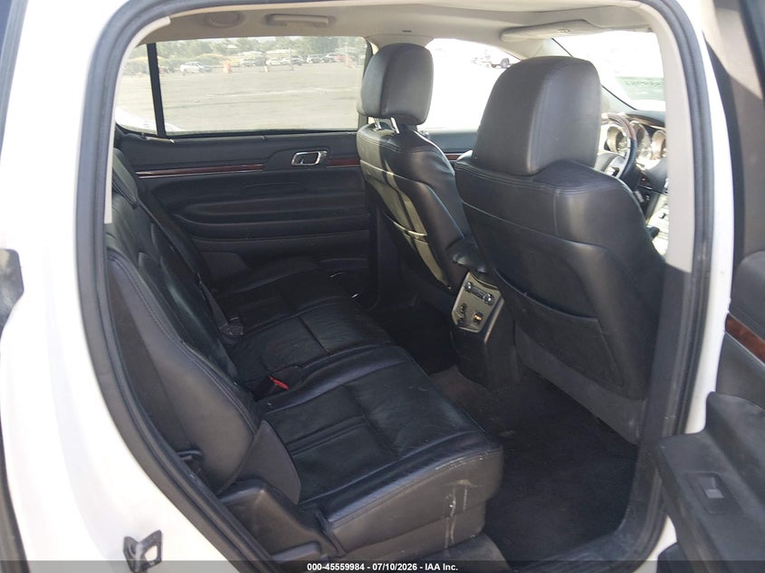 2010 Lincoln Mkt VIN: 2LMHJ5AR3ABJ11362 Lot: 45559984