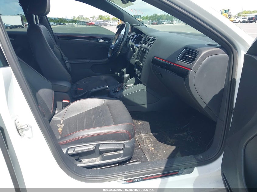 2017 VOLKSWAGEN JETTA auction photo 5