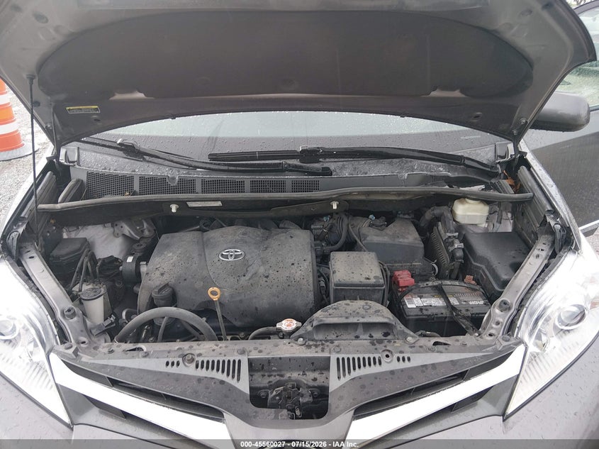 2020 Toyota Sienna Xle VIN: 5TDYZ3DC4LS053770 Lot: 45560027
