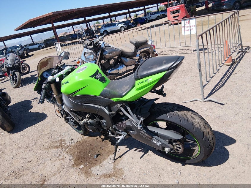 2011 kawasaki zx VIN JKAZX4R14BA025528 nuotrauka 3