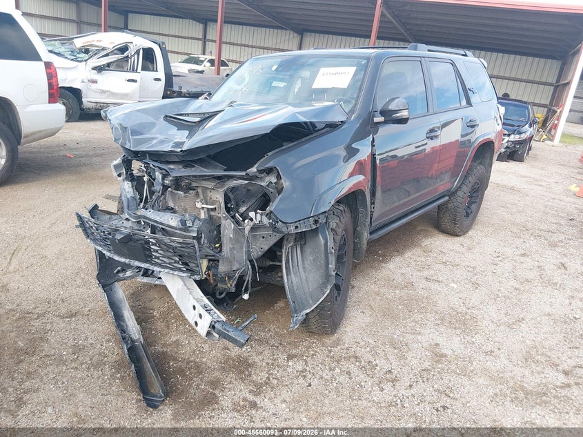 2024 TOYOTA 4RUNNER auction photo 2
