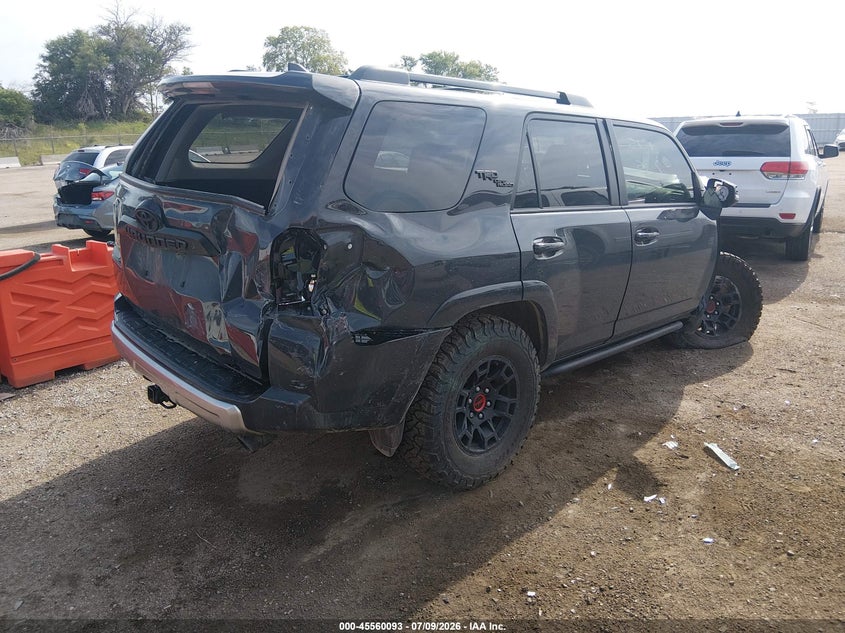 2024 TOYOTA 4RUNNER auction photo 4