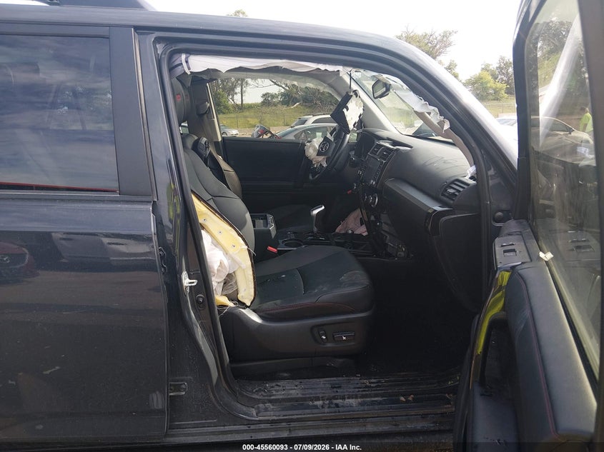 2024 TOYOTA 4RUNNER auction photo 5