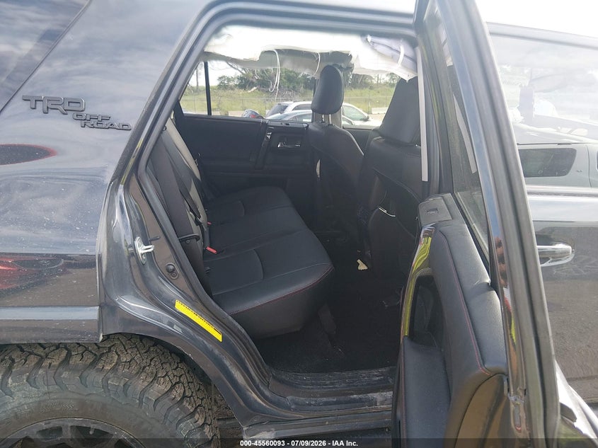 2024 TOYOTA 4RUNNER auction photo 8
