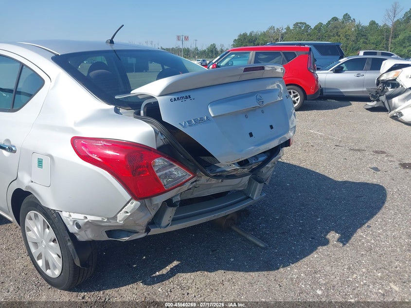 AtlanticExpress - Nissan Versa