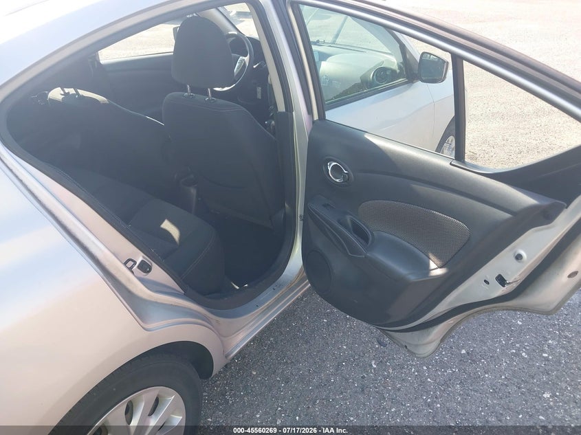 AtlanticExpress - Nissan Versa