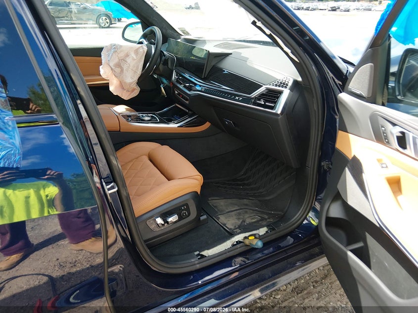 2026 BMW X7 auction photo 5