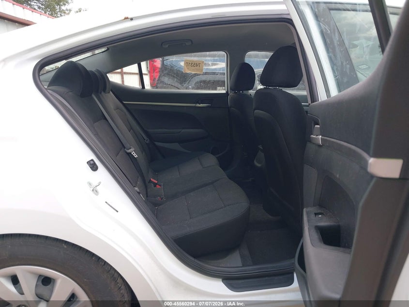 2020 HYUNDAI ELANTRA auction photo 8